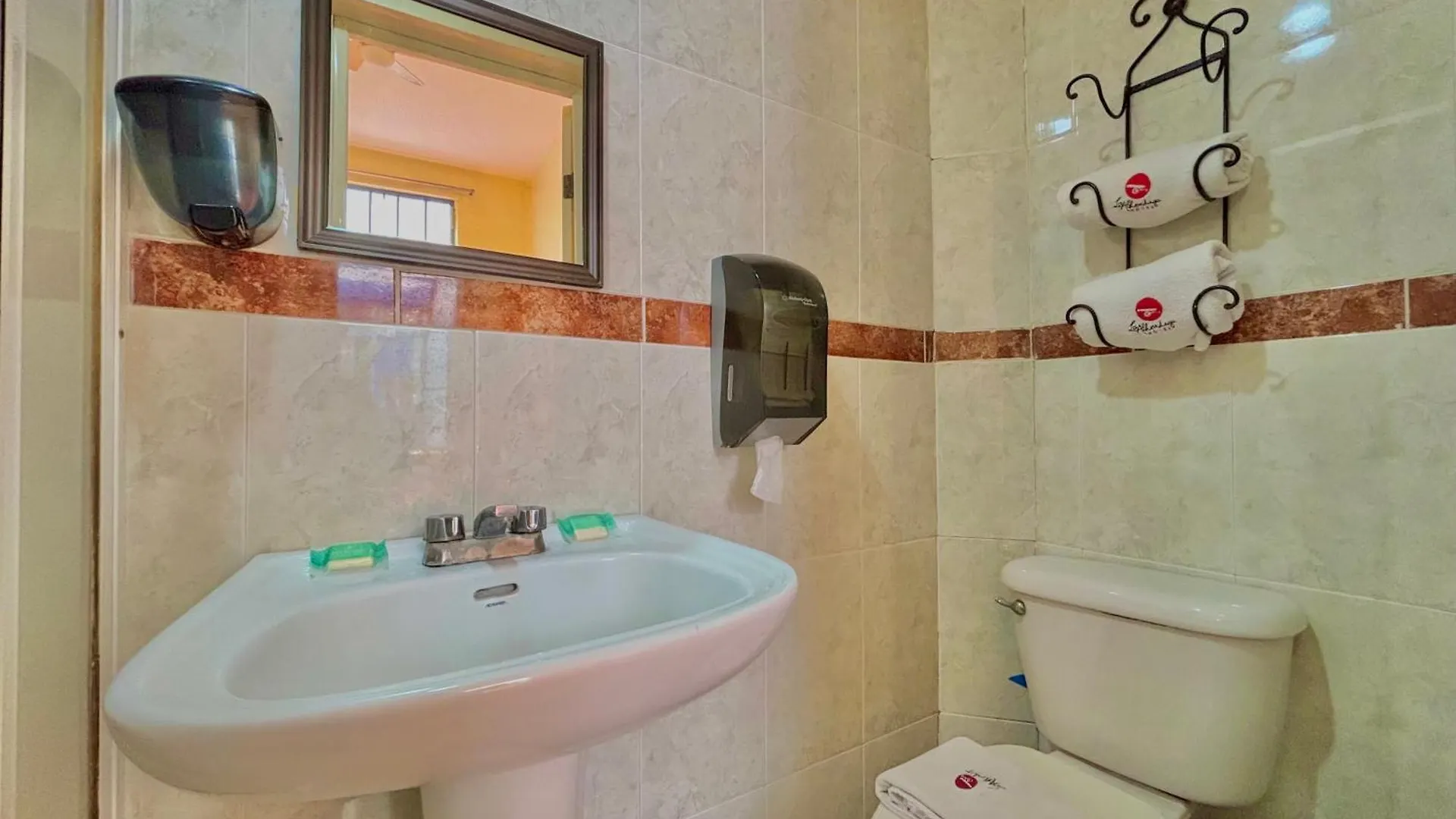 ***  Hotel La Alhondiga Heroica Puebla de Zaragoza México